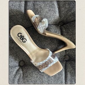 GBG Los Angeles Beige and Brown Heeled Slides